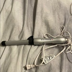 Sarah Potempa Beachwaver Curling Iron 1”